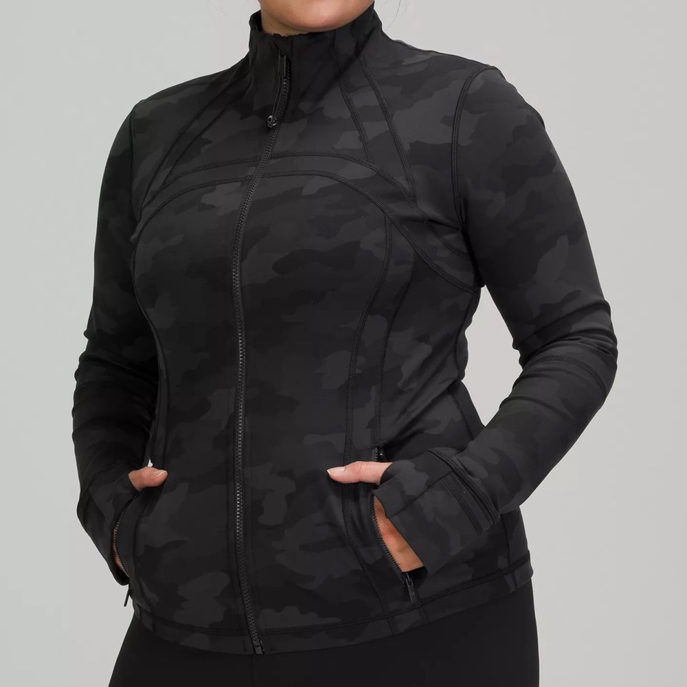 Lululemon Define Jacket - Luon - Size 6 - Black Camo